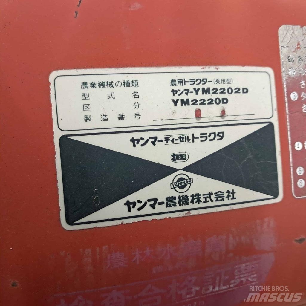 Yanmar YM 2220D Traktorit