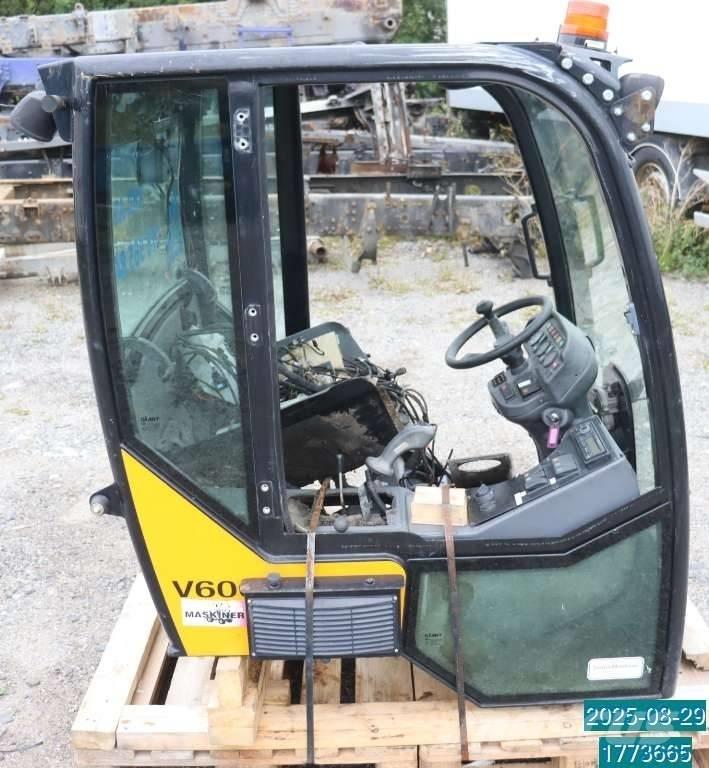 GiANT V 6004 T Pienkuormaajat
