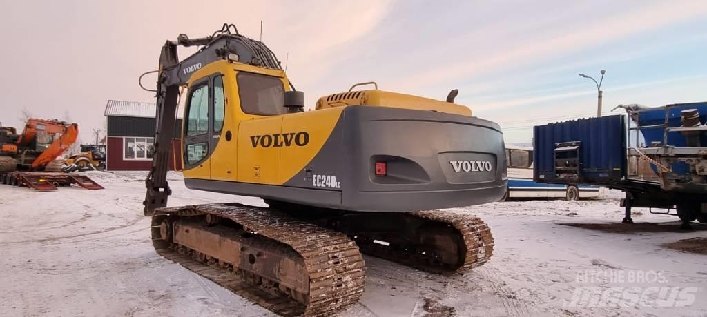Volvo EC 240 C L Telakaivukoneet
