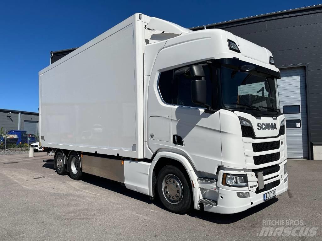 Scania R590 Umpikorikuorma-autot
