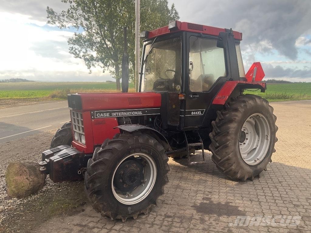 Case IH 844 xla Traktorit