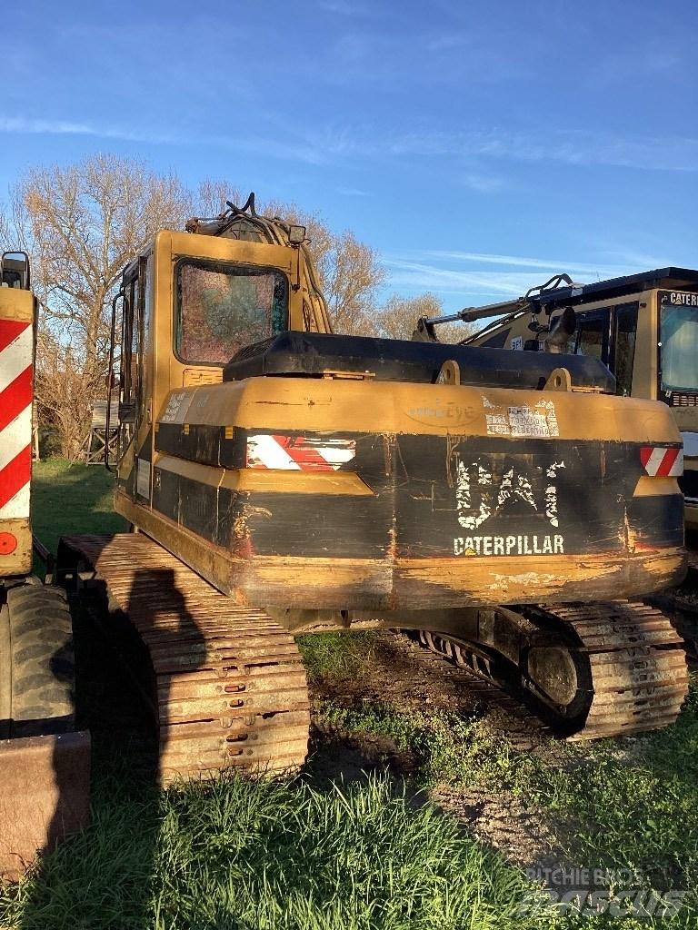CAT 320 L Telakaivukoneet