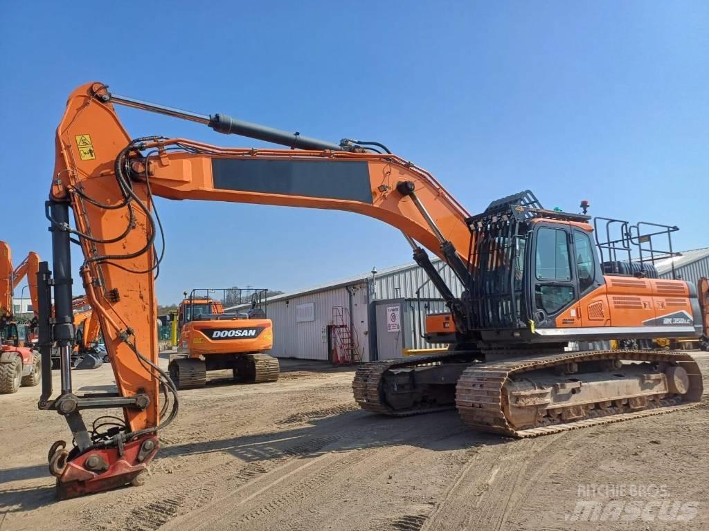 Doosan DX 350 LC-7 Telakaivukoneet
