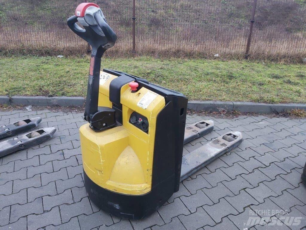 Yale MP16 Sähkötrukit