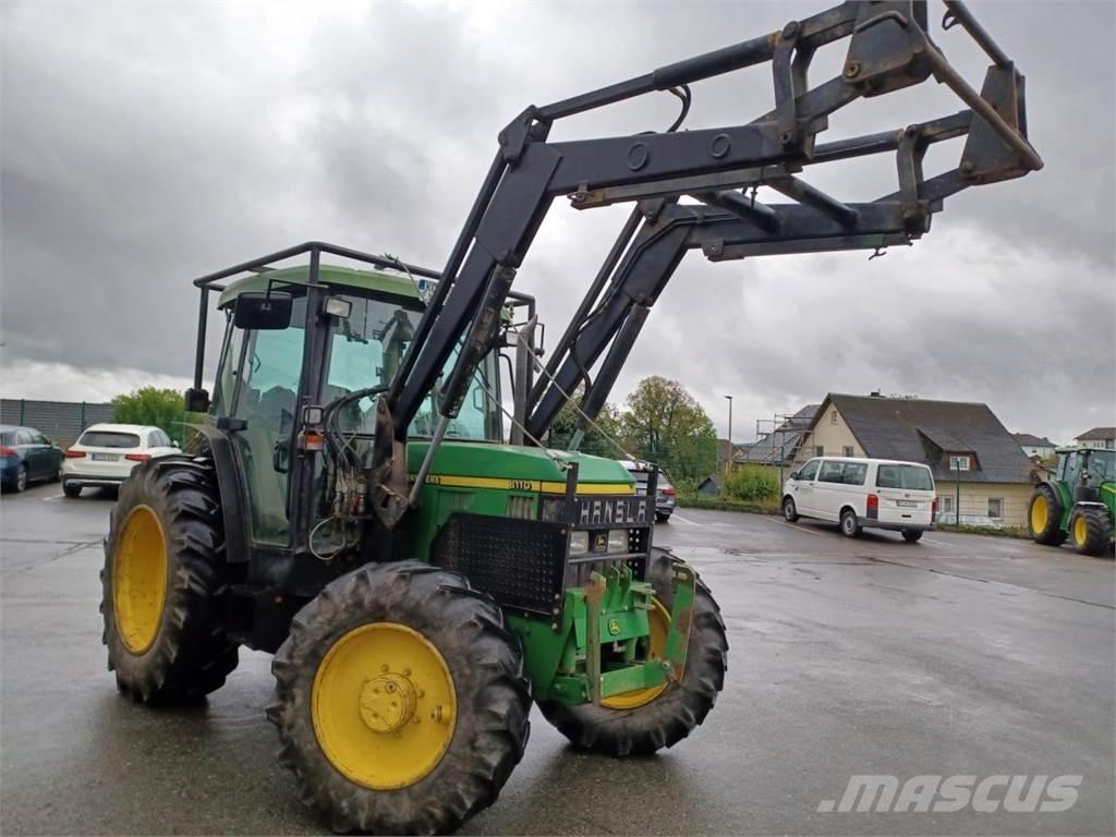John Deere 6110SE Traktorit