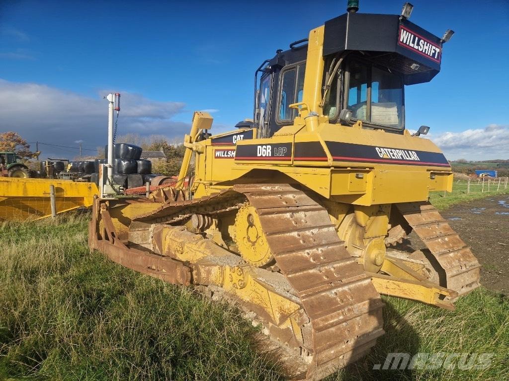 CAT D 6 R II Telaketjupuskutraktorit