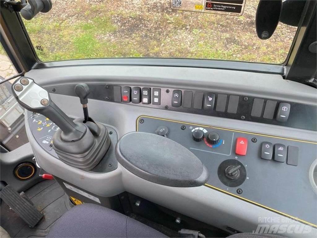 JCB 406 AGRI Pyöräkuormaajat