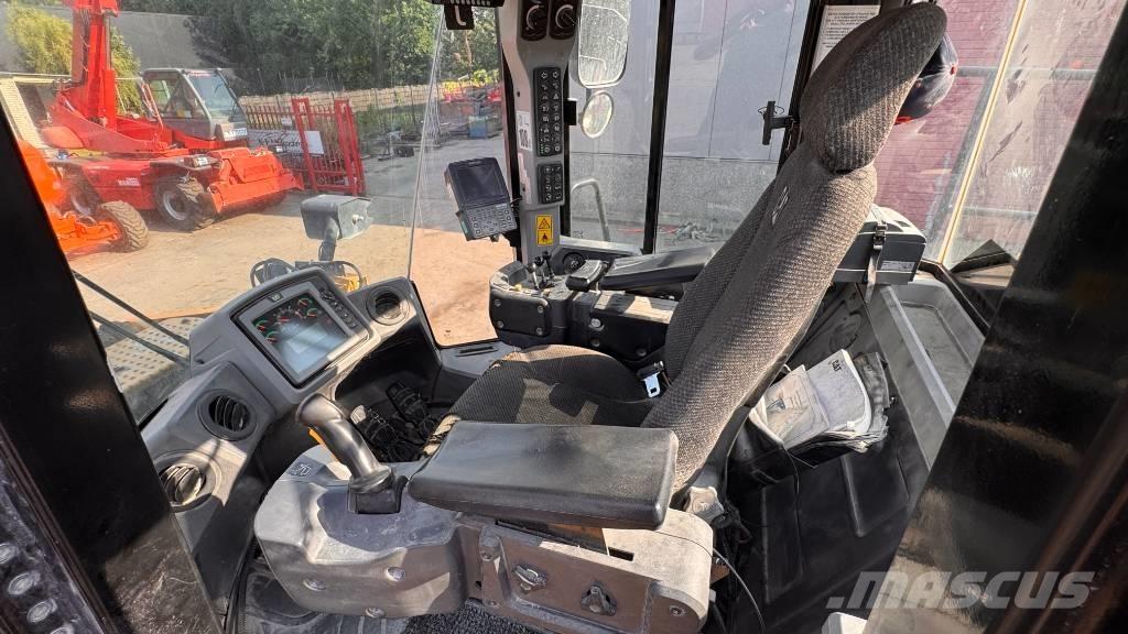 CAT 972 K Pyöräkuormaajat