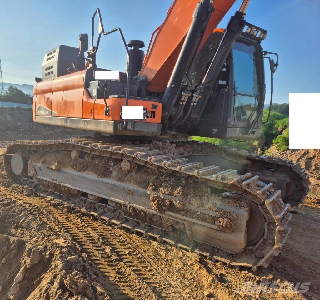 Doosan DX 400 LC-7 Telakaivukoneet
