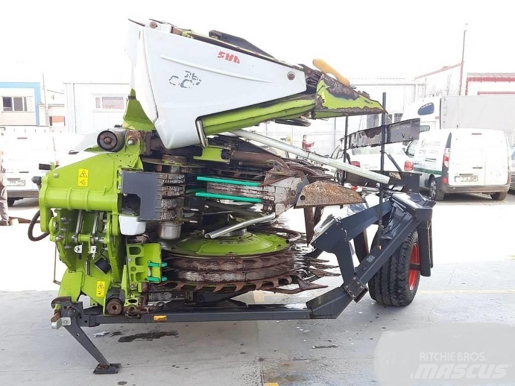 CLAAS Orbis 900 AC Leikkuupöydät