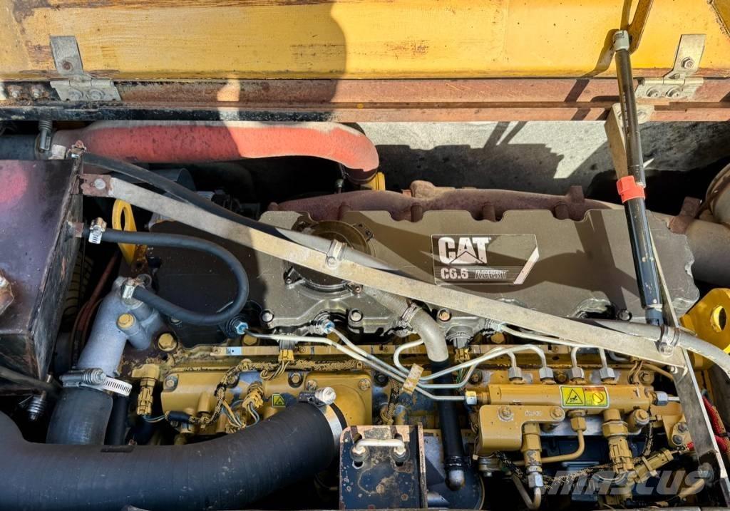 CAT M 318 D Pyöräkaivukoneet