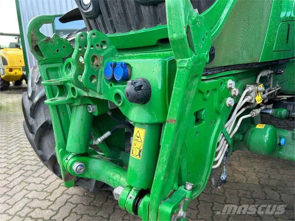 John Deere 6195R Traktorit