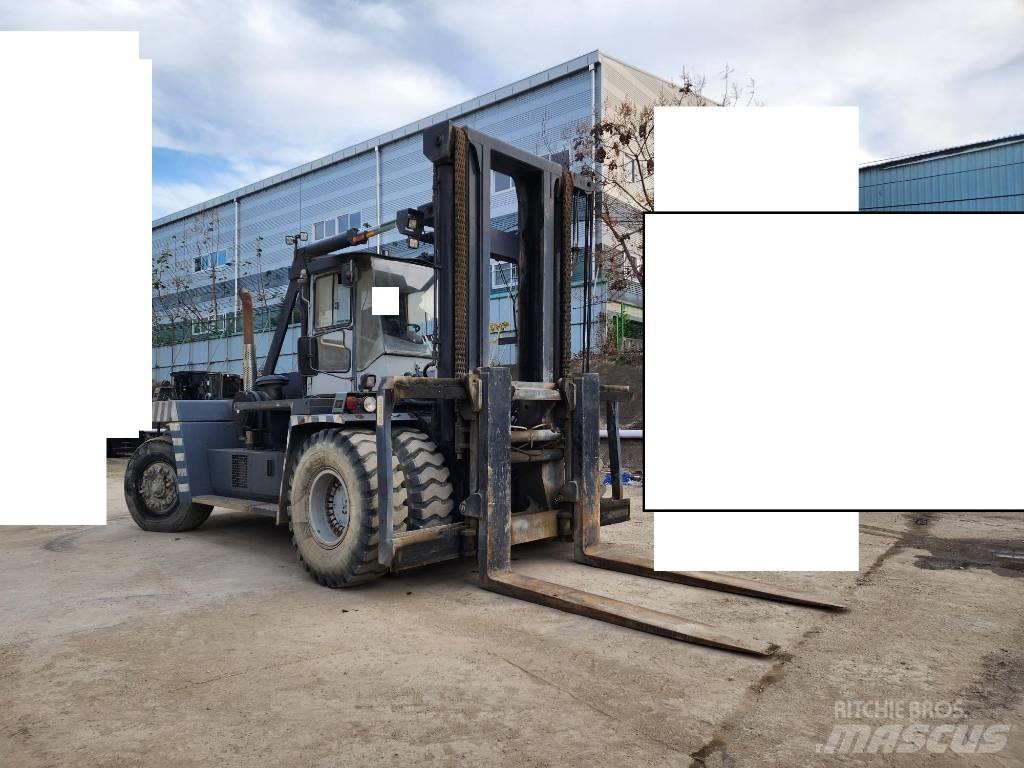 Kalmar DCE 330-12 Dieseltrukit