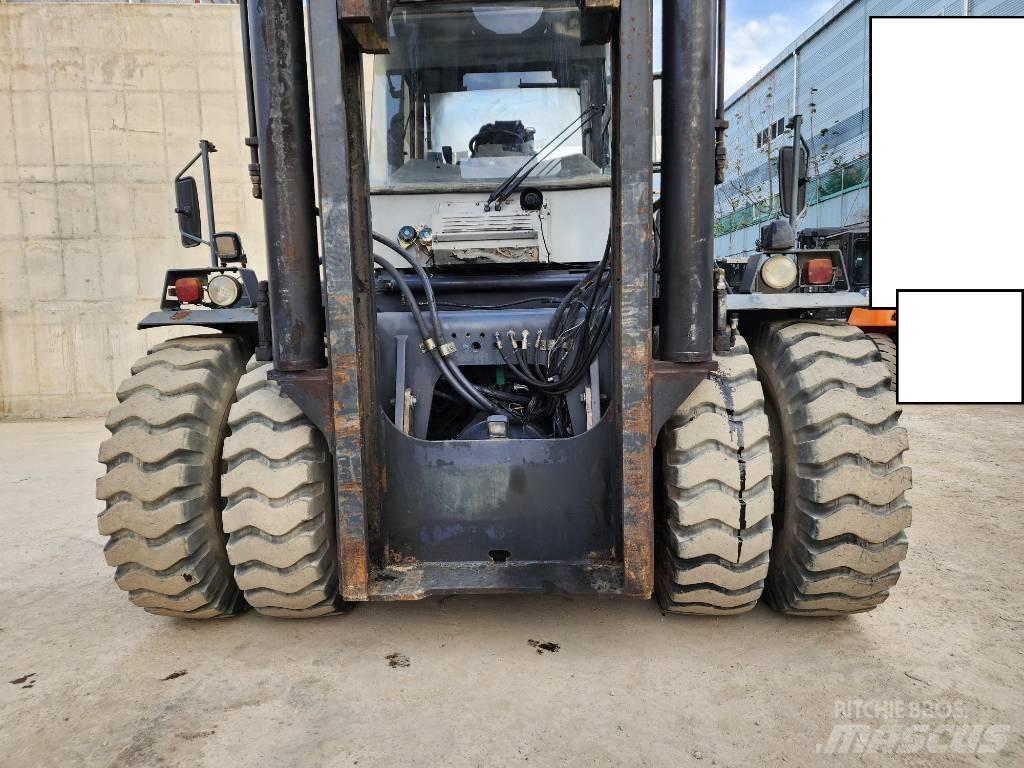 Kalmar DCE 330-12 Dieseltrukit