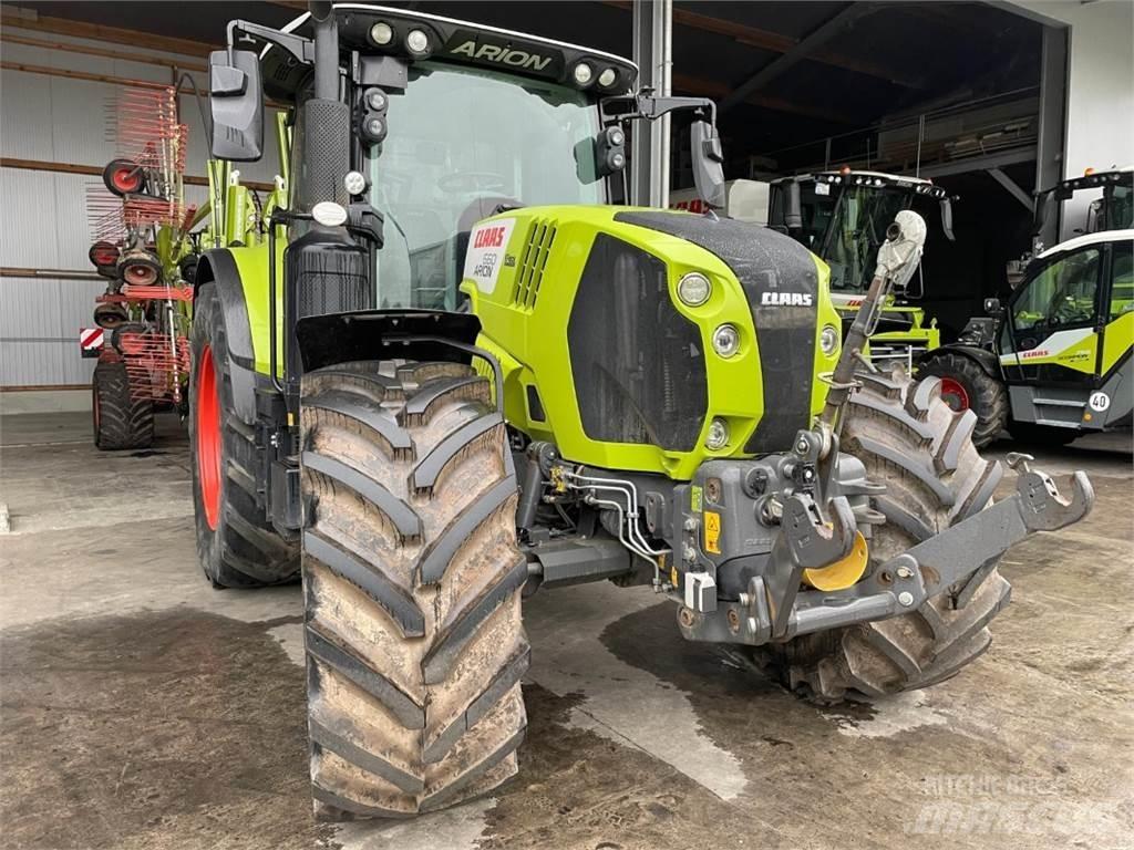 CLAAS Arion 660 Traktorit