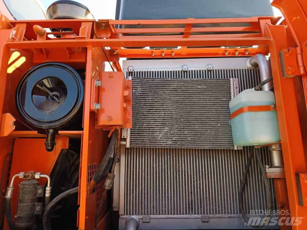 Doosan DH 150 W-7 Pyöräkaivukoneet