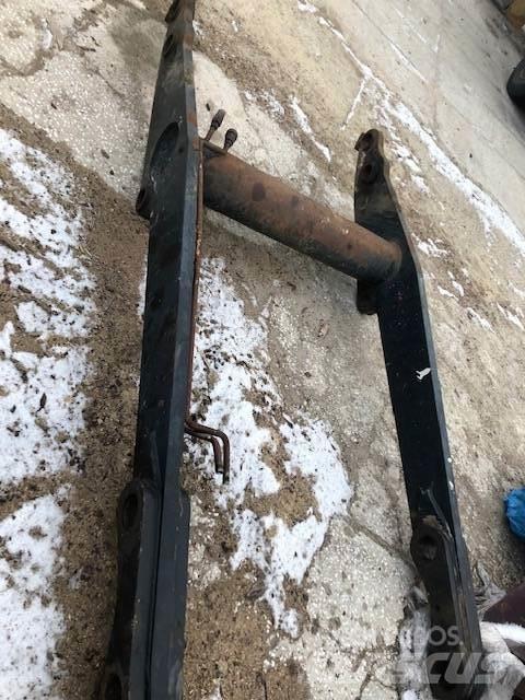 JCB RAMIONA 426 Alusta ja jousitus