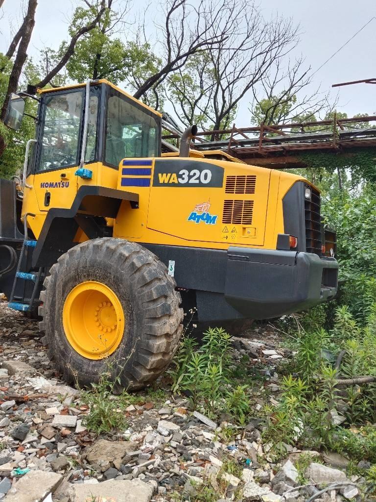 Komatsu WA320-5 Pyöräkuormaajat