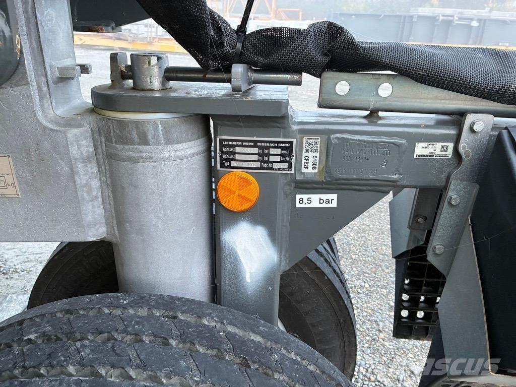 Liebherr L1-32 Torninosturit