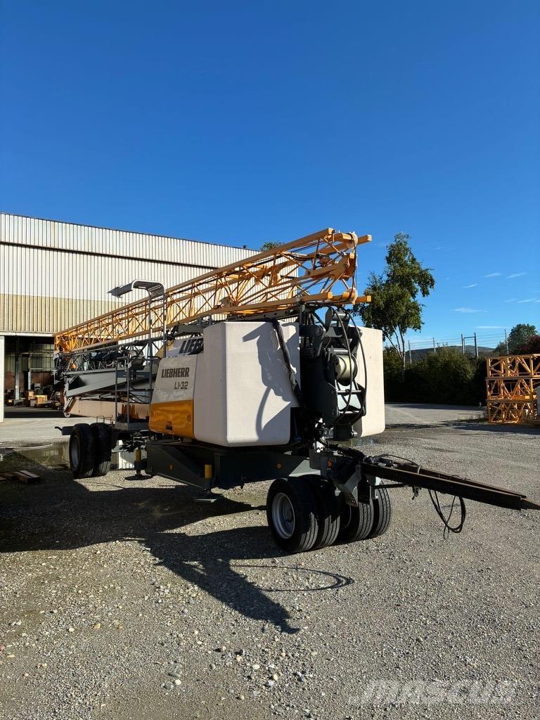 Liebherr L1-32 Torninosturit