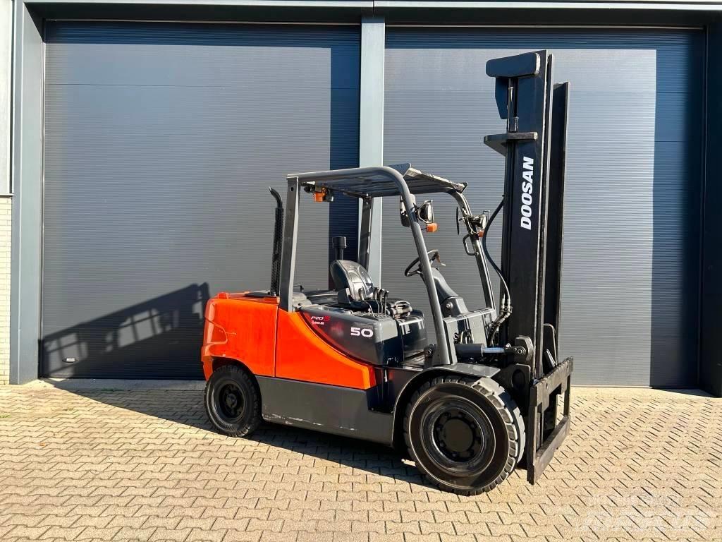 Doosan D50C-5 Dieseltrukit