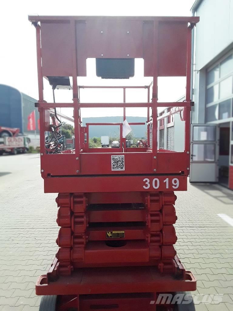 JLG 10 RS Saksilavat