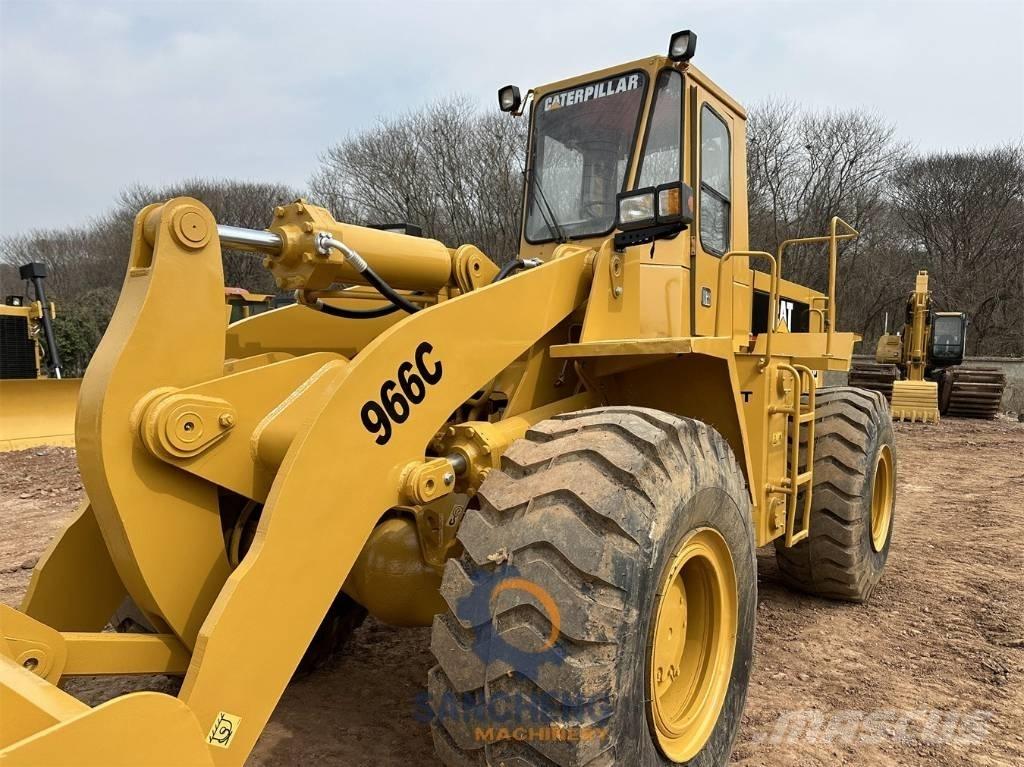 CAT 966C Pyöräkuormaajat