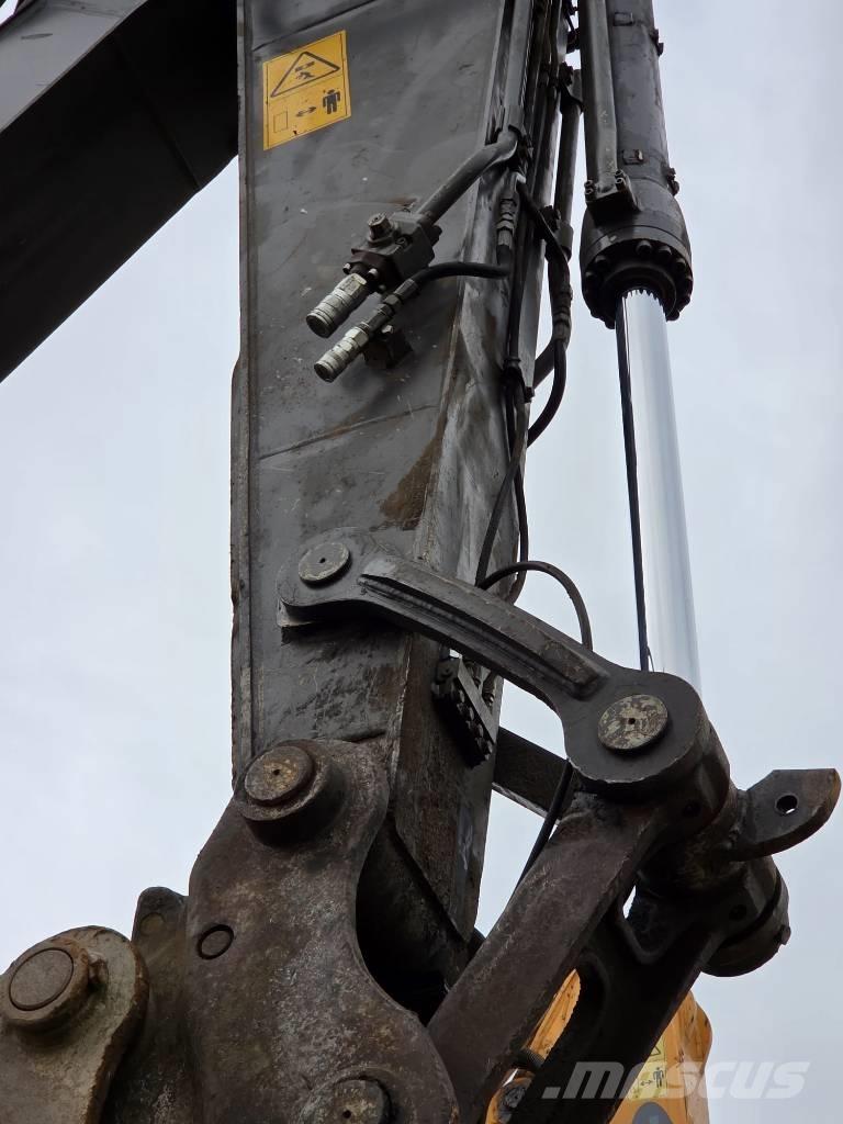 Volvo EC220EL Telakaivukoneet