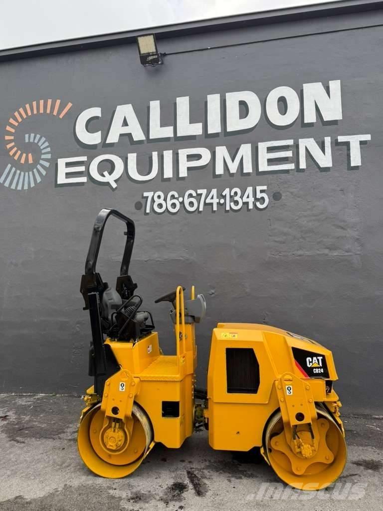 CAT CB 24 Tandemjyrät