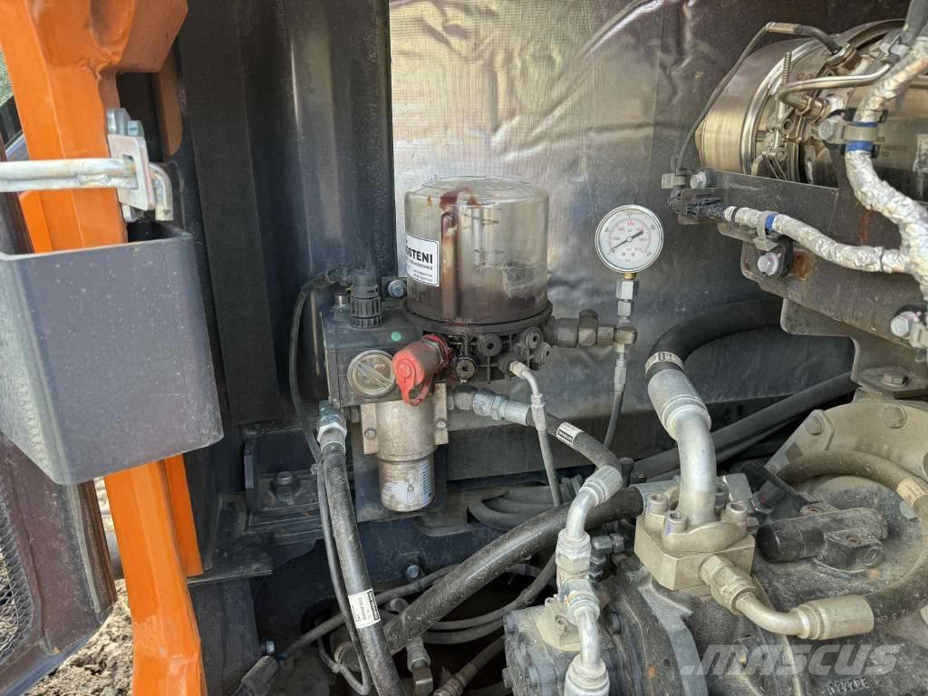 Develon DX 85 R-7 Midikaivukoneet 7t - 12t