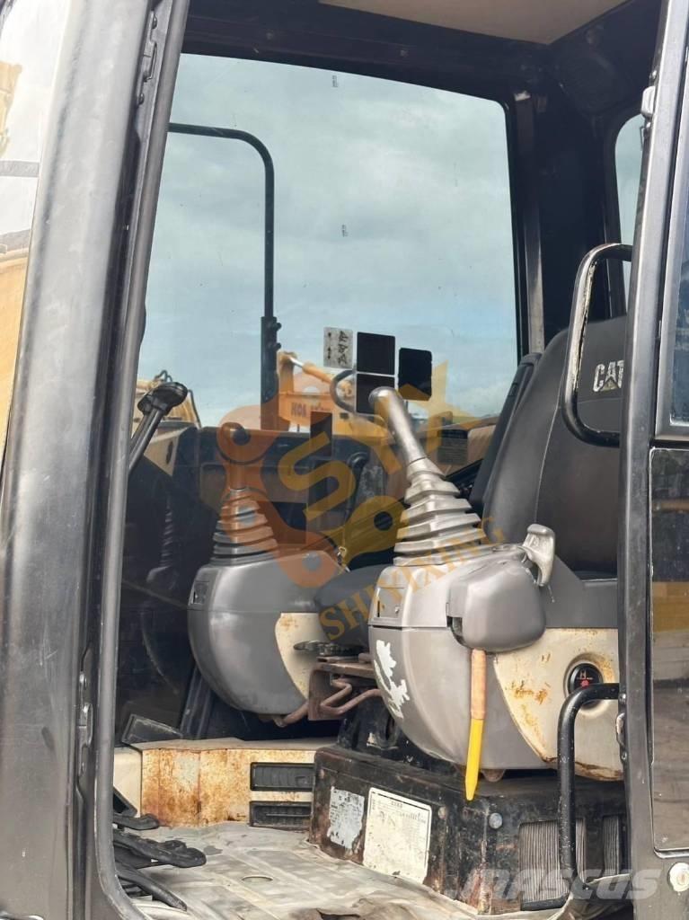 CAT 313 C Telakaivukoneet