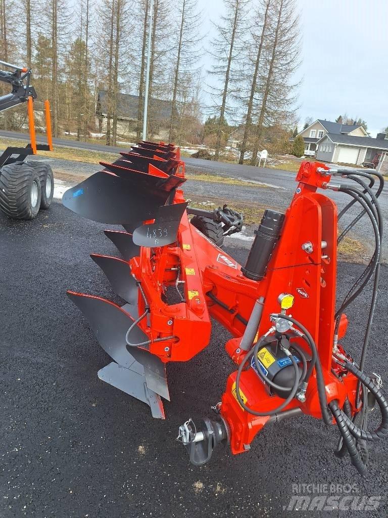 Kuhn Vari-Master 123 Paluuaurat