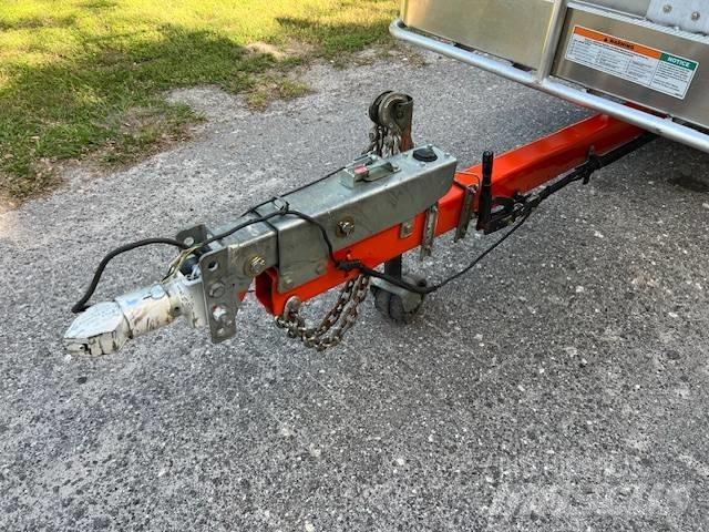 JLG T 350 Hinattavat henkilönostimet