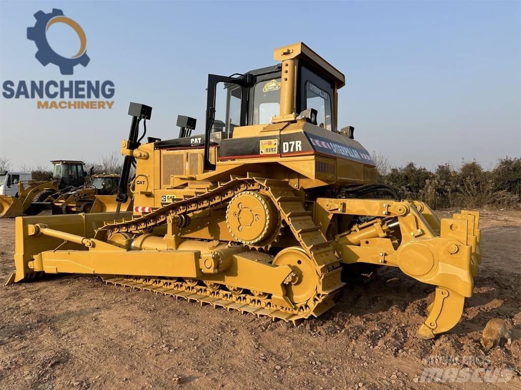 CAT D 7 R Telaketjupuskutraktorit