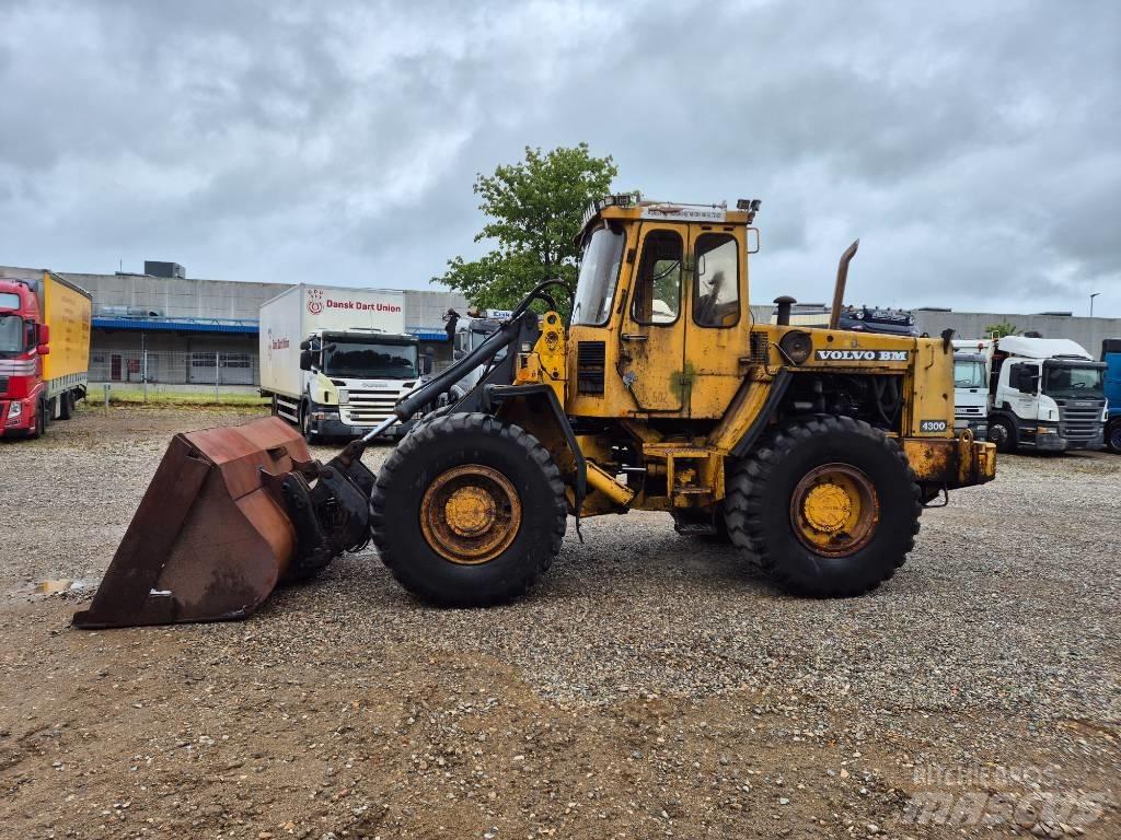 Volvo BM 4300 Pyöräkuormaajat