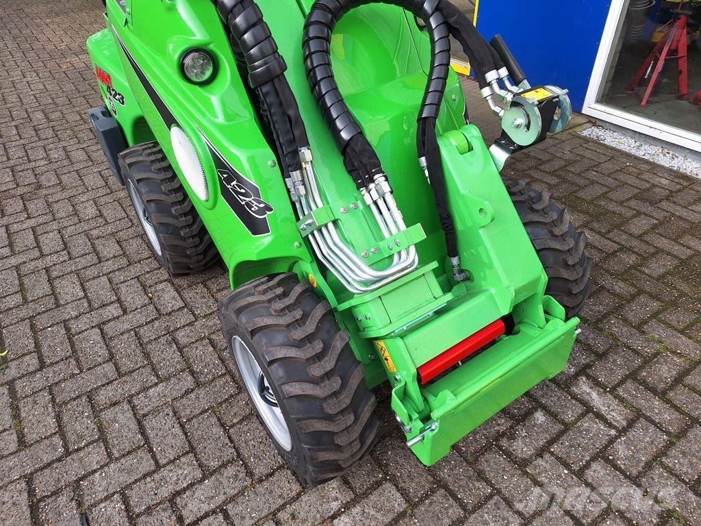 Avant 423 TDL Erikoiskaivinkoneet