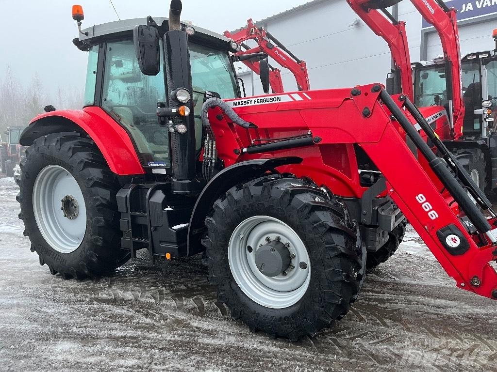 Massey Ferguson 7720 Traktorit