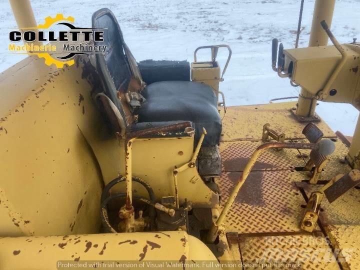CAT D8H Telaketjupuskutraktorit