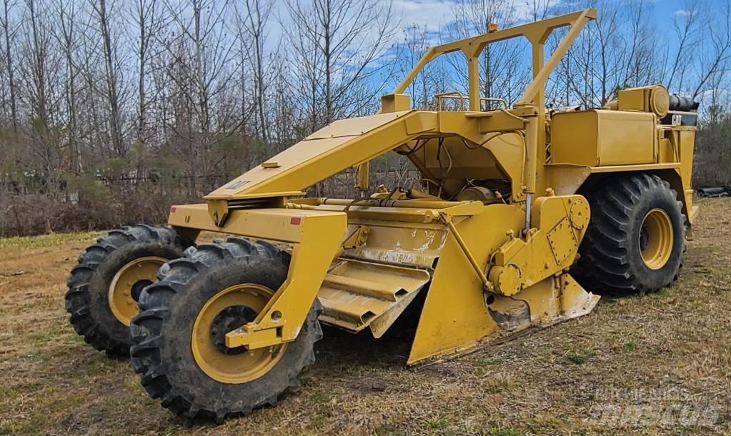 CAT SS 250 B Tiivistyskoneet