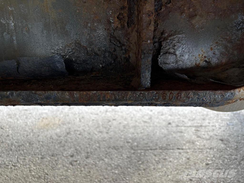 Tyllis 3 PVA Lavaperävaunut