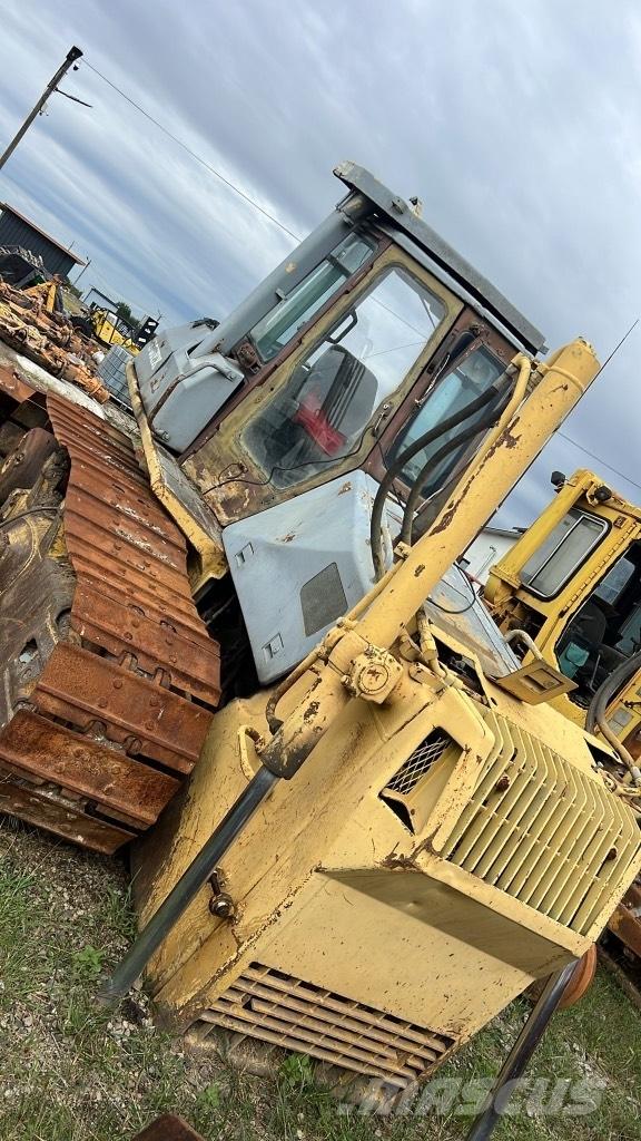 Komatsu D 65 EX Akselit