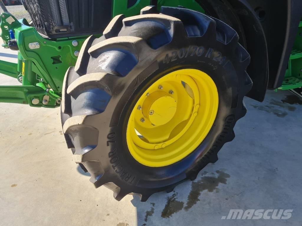 John Deere 6120 M Traktorit