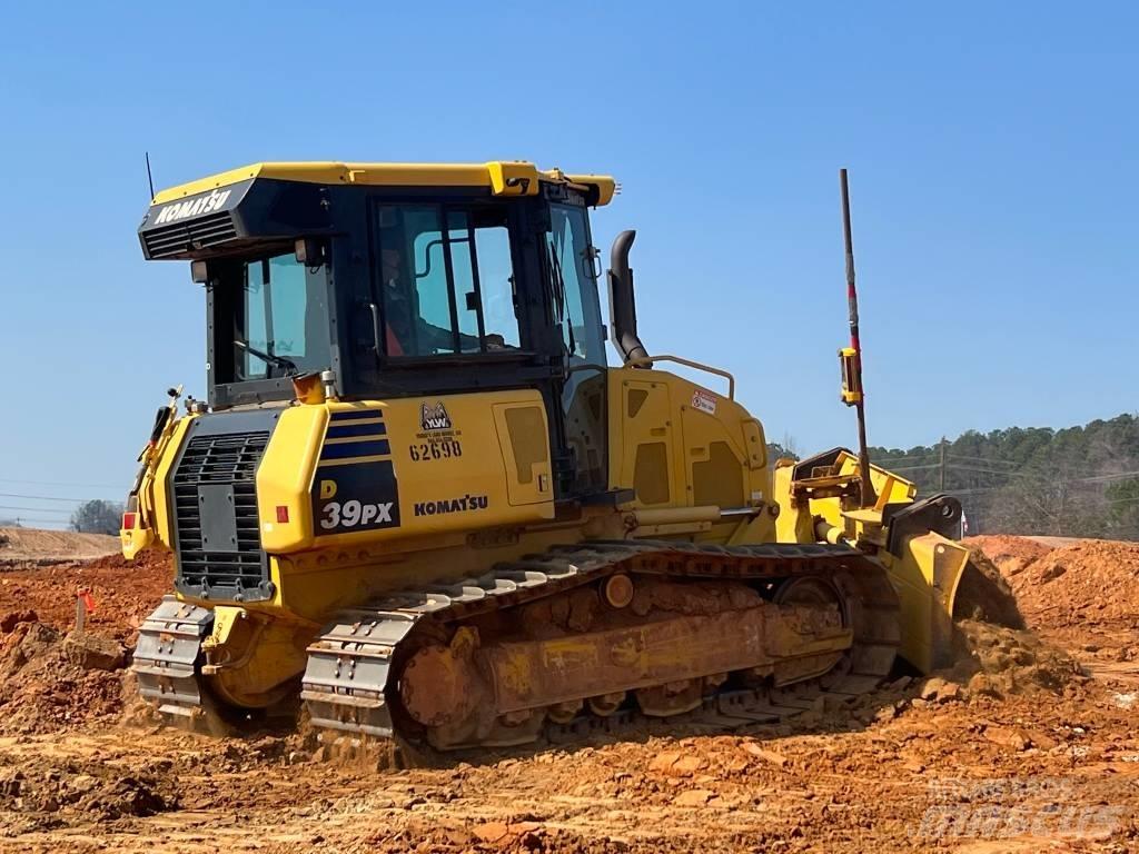 Komatsu D39px-24 Telaketjupuskutraktorit