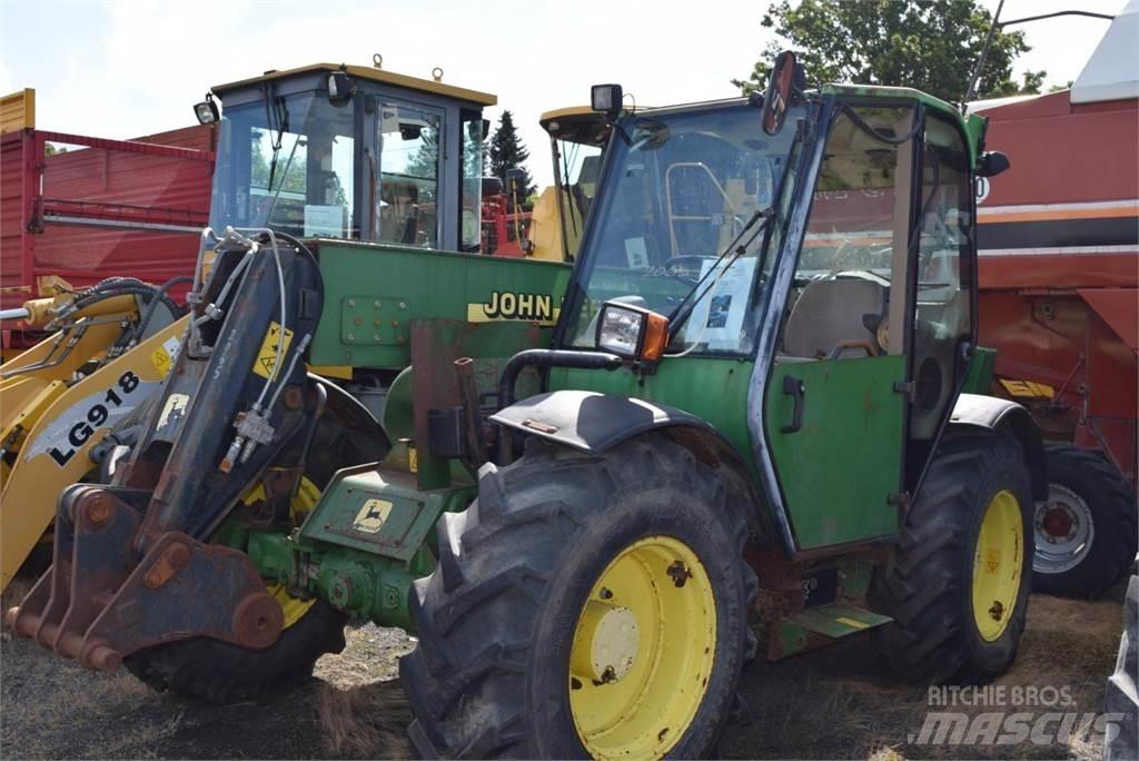 John Deere 3200 Teleskooppipuominostimet