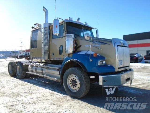 Western Star 4900 SB Vetopöytäautot