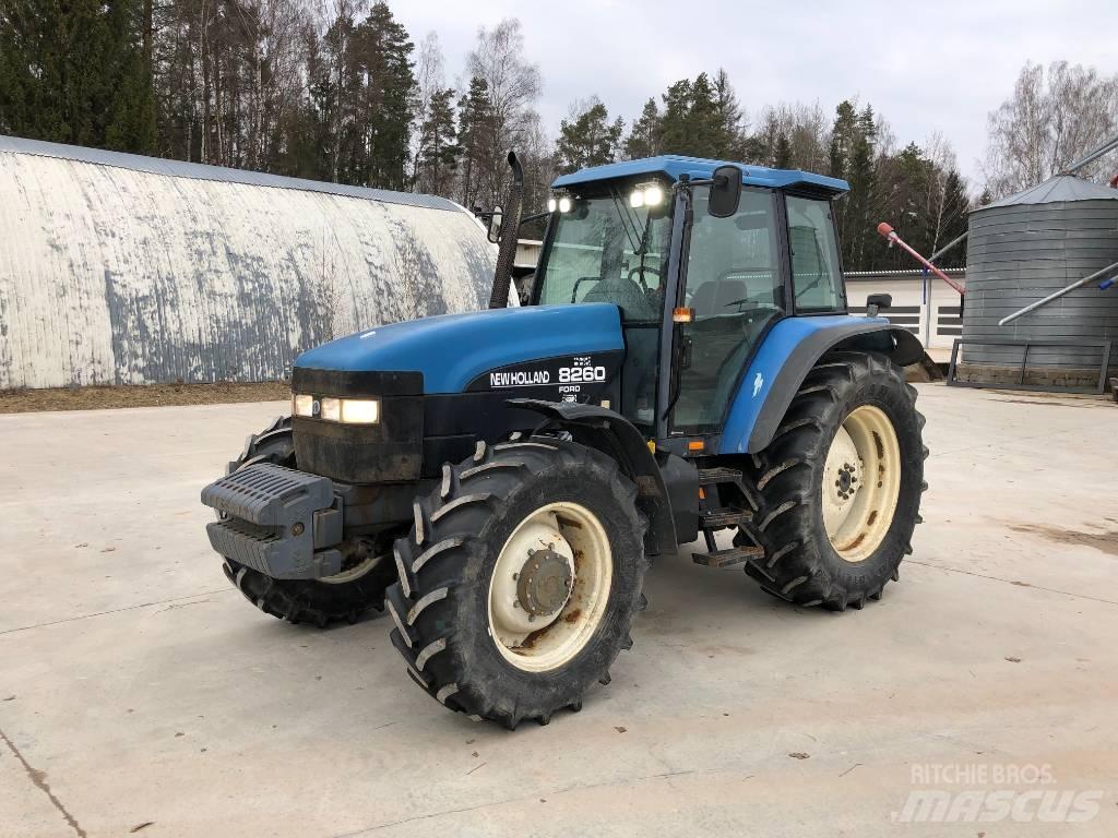 New Holland 8260 Traktorit