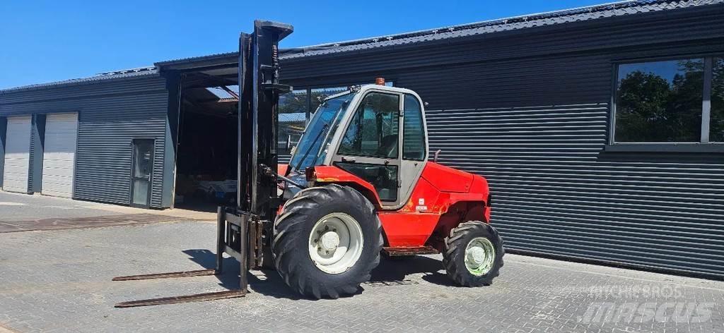 Manitou M30-4 Maastotrukit