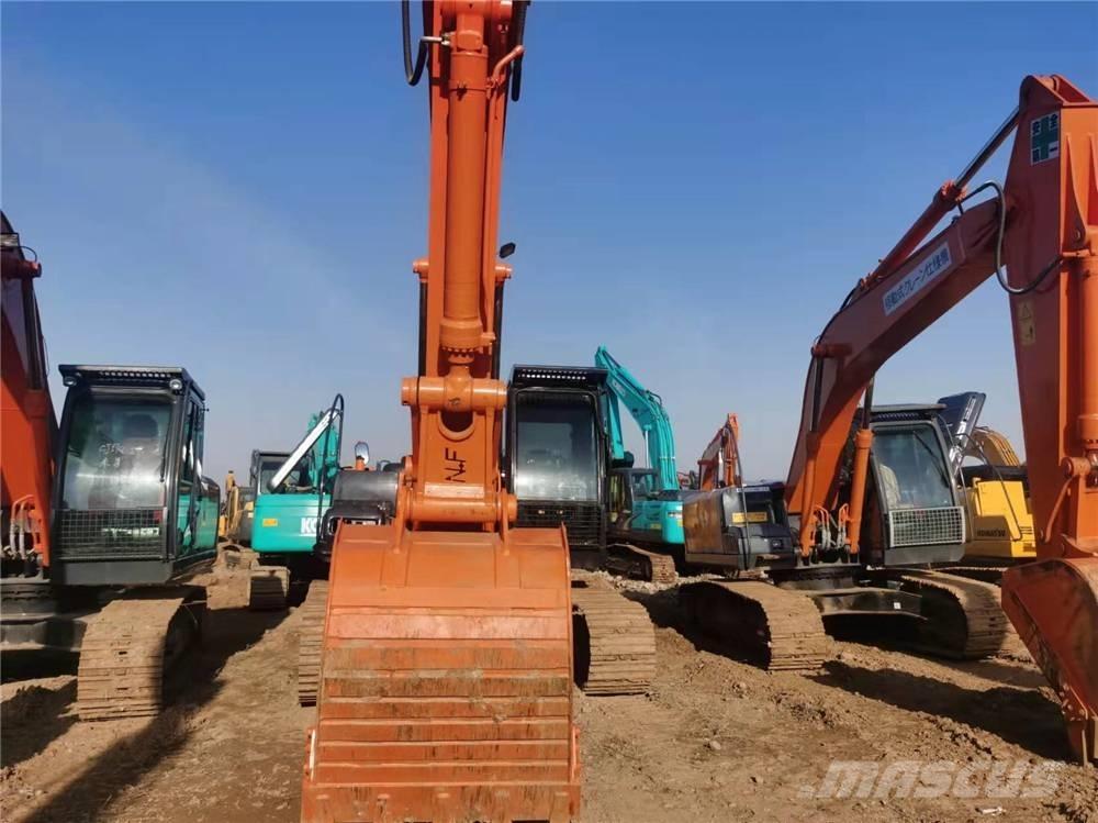 Hitachi ZX210 Telakaivukoneet