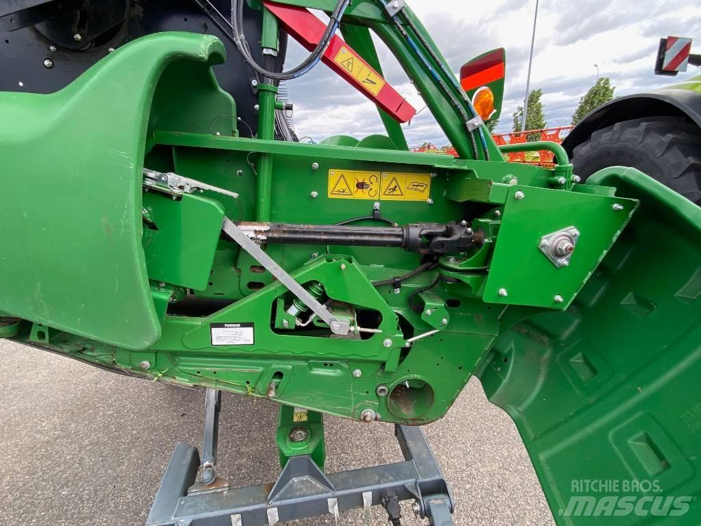 John Deere T 670 i Leikkuupuimurit