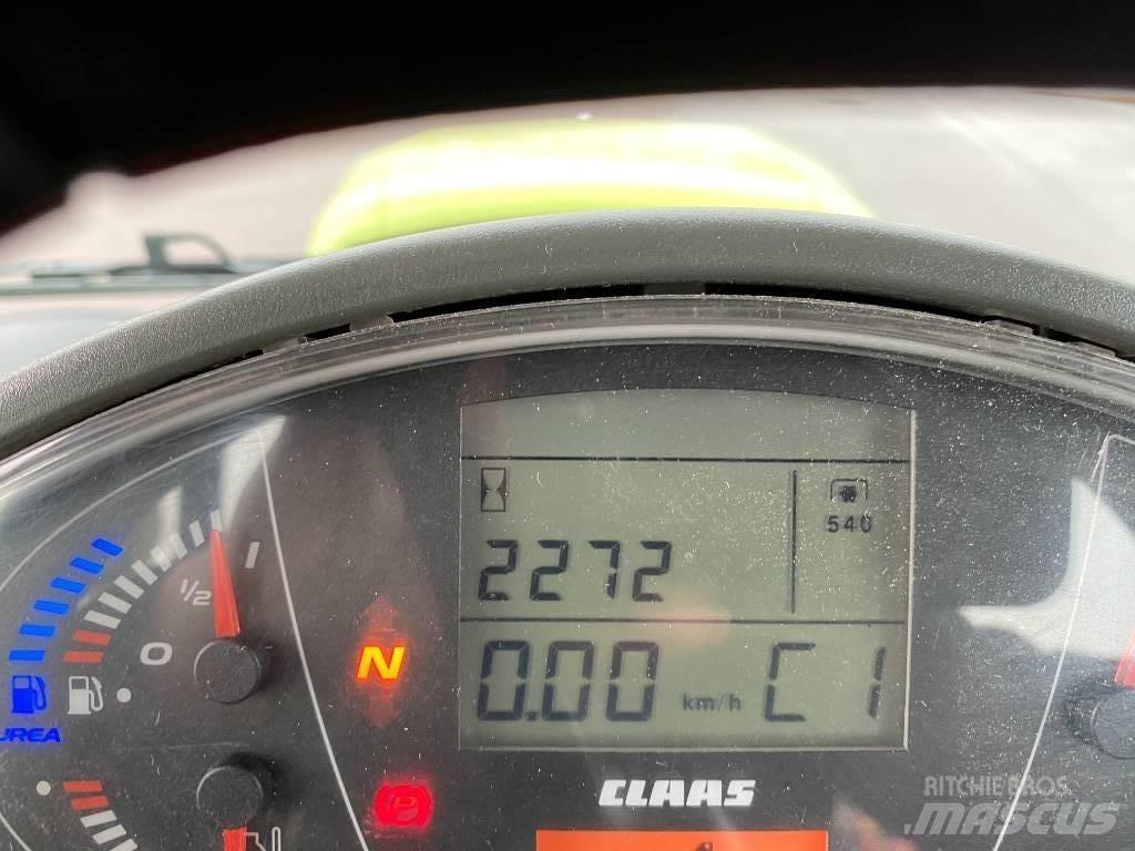 CLAAS Arion 420 Traktorit